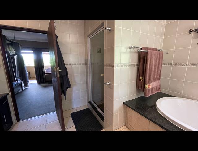3 BEDROOM FREESTANDING FOR SALE IN KOSMOSDAL